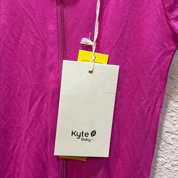 Kyte Baby footies NWT size 18-24M - Picture 3 of 5